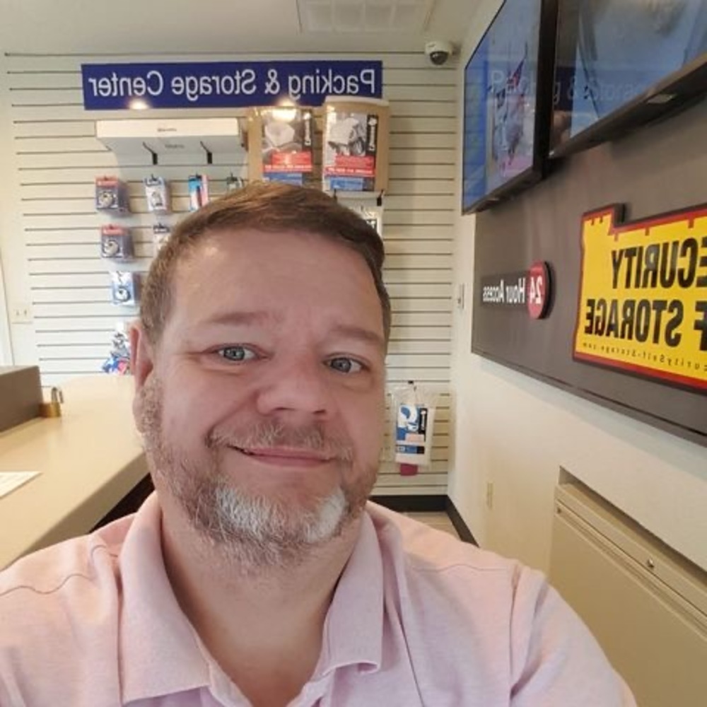 Meet your Posher, Roger